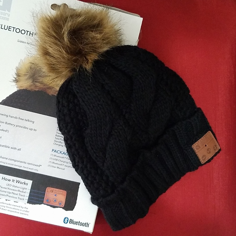 NEW musical Bluetooth Beanie
